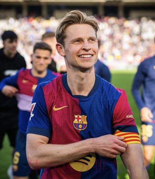 德容在巴萨打出了最佳决赛